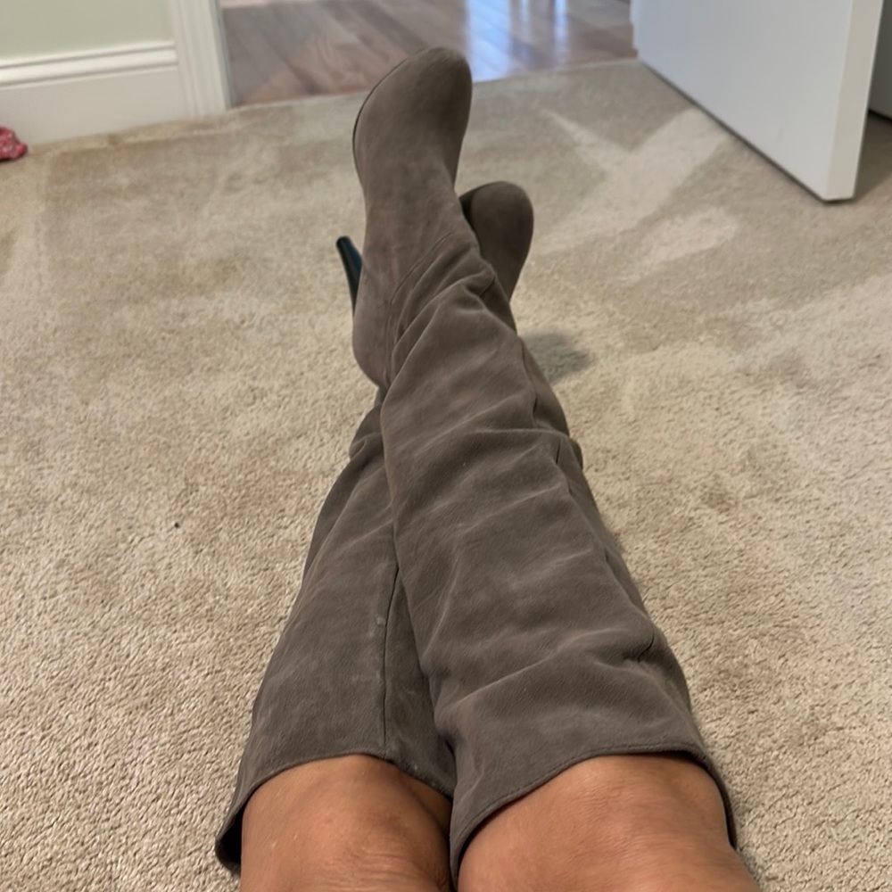 Kelsey Dagger 100% genuine suede slouch boots